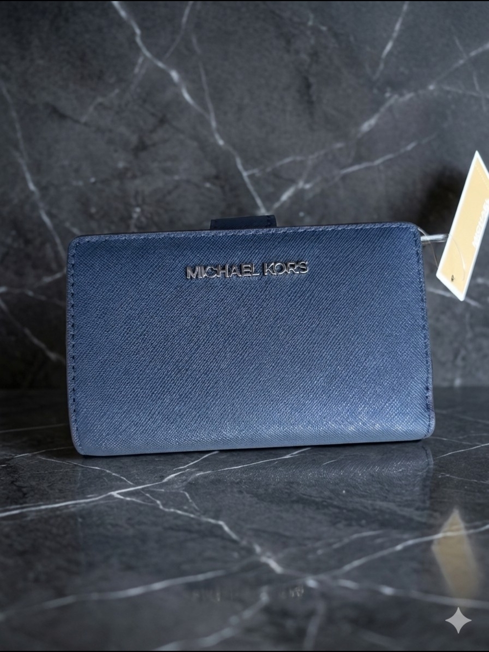 Michael Kors Jet Set Travel Medium Saffiano Leather Bifold Wallet – Navy (NWT)